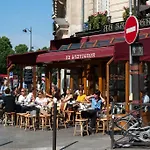 Rue De Varenne III